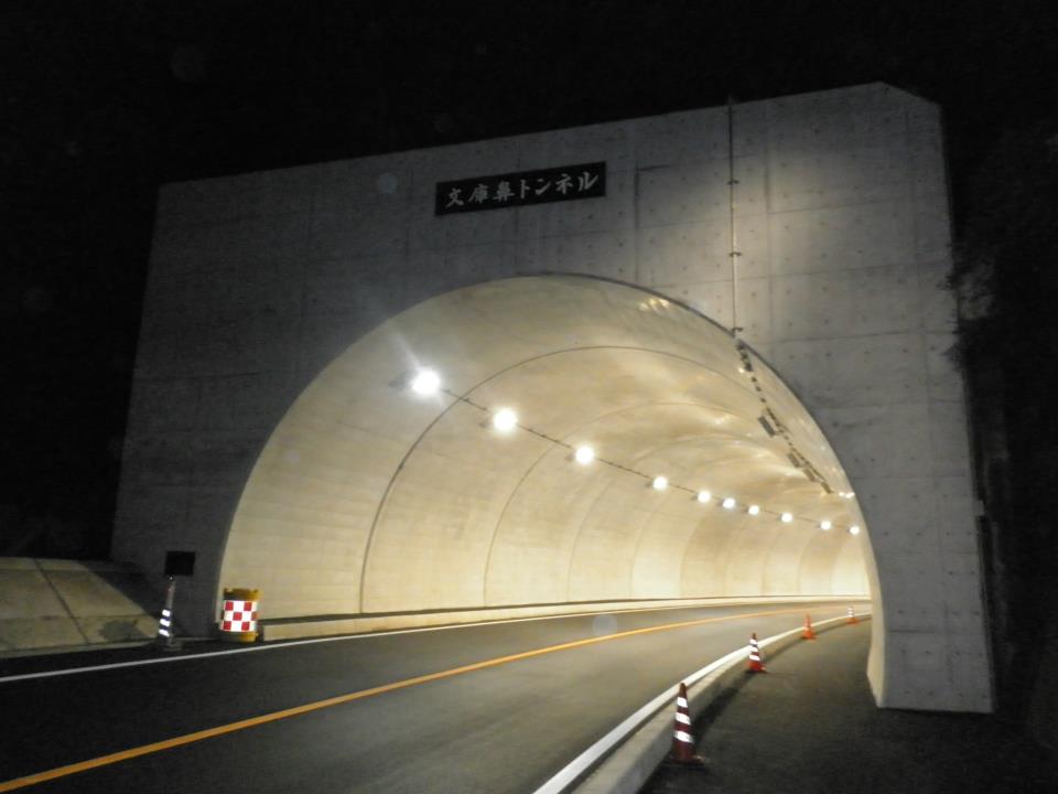 屋外電気設備工事